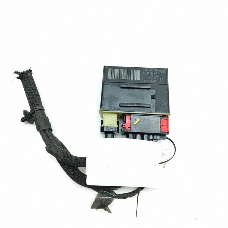 Coolant fan relay 9801916680