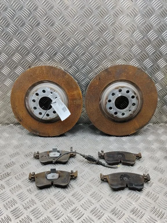 Front brake disc 5WA615115Q