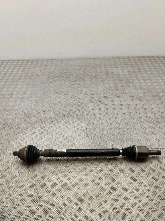 Front driveshaft 3Q0407272EA