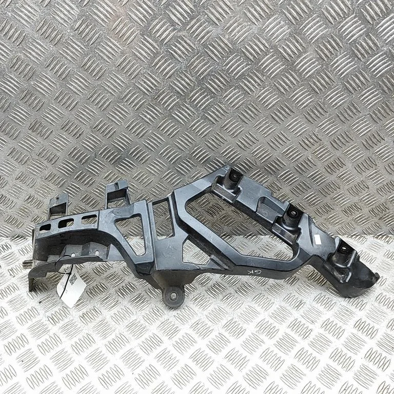 Rear bumper mounting bracket – Peugeot 5008 II (2016-)
