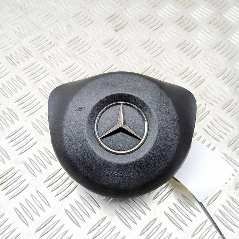 Stūres drošības spilvens – Mercedes-Benz E klase W238 (2017-)