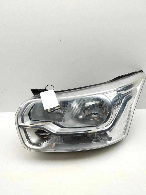 Priekšējais lukturis BK3113W030AF