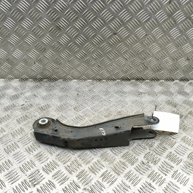 Tagumine ülemine õõtshoob 10894265