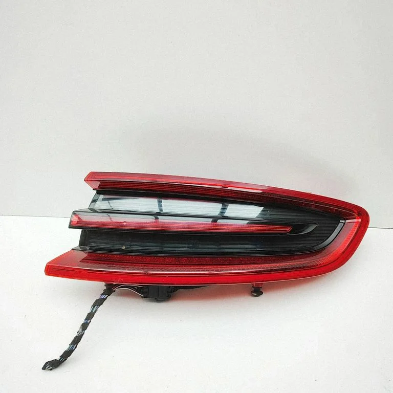 Tagatuli keres 95B945096D