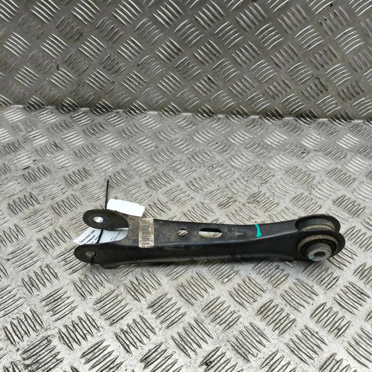 Tagumine ülemine õõtshoob 10887934