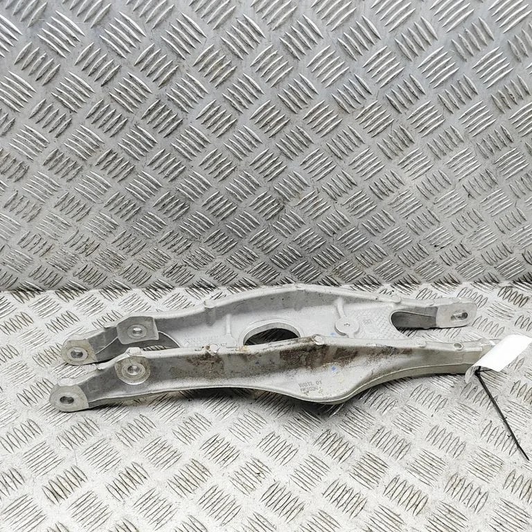 Rear upper control arm/wishbone 8889612148 – Lotus Eletre (2024-)