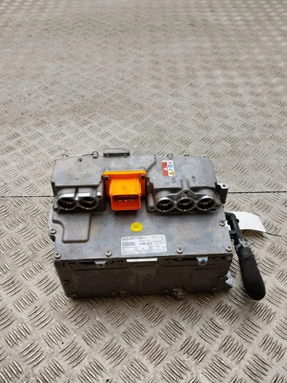 Inverter (pingemuundur) – Volkswagen Tiguan Allspace (2017-)