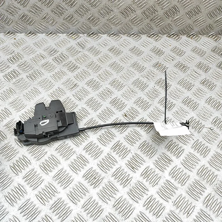 Aizmugurējā vāka slēdzene 9687148480