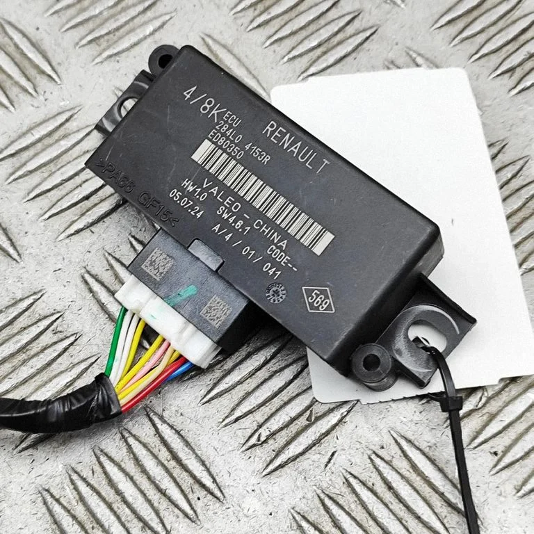 Parking PDC control unit/module 284L04153R