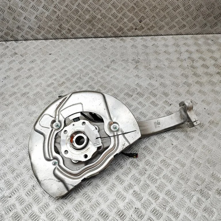 Front wheel hub 8891851131 – Lotus Eletre (2024-)