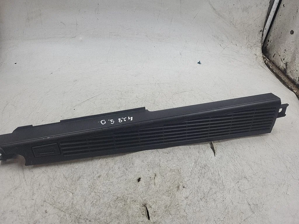 Muu pagasiruumi viimistluse osa – BMW 5-seeria E39 (1996-2003)