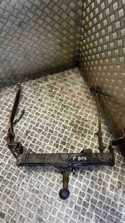 Haakekonksu komplekt – Subaru Legacy (2004-2006)
