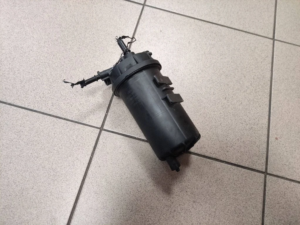 Fuel filter housing – Opel Vivaro (2001-2014)