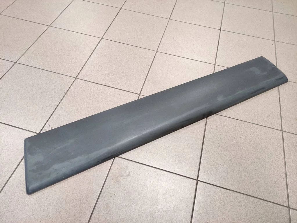 Sliding door trim (molding) – Opel Vivaro (2001-2014)