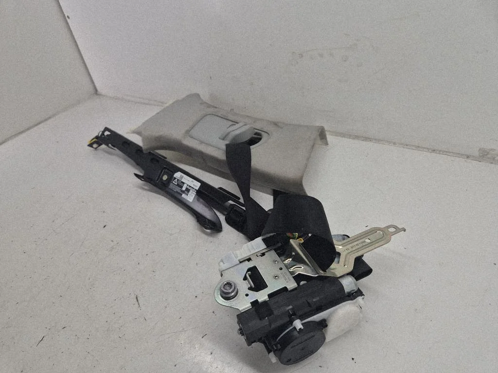 Front seatbelt – Audi A3 S3 8V (2013-2019)