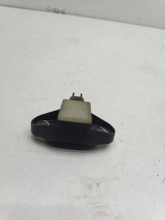 Airbag deployment crash/impact sensor – Skoda Superb B6 (3T) (2008-2015)