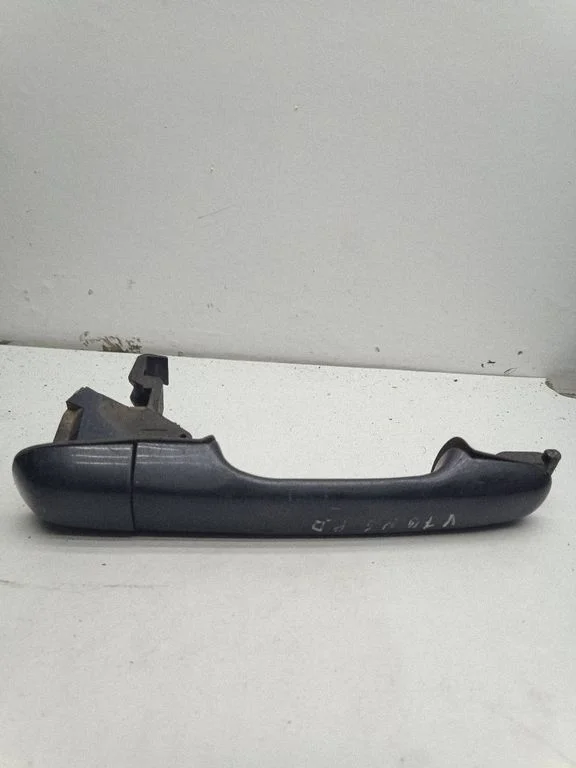 Esiukse välimine käepide – Volvo V70 (2000-2004)