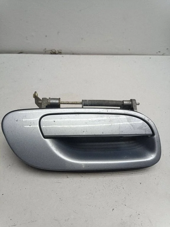 Rear door exterior handle – Volvo V70 (2005-2008)