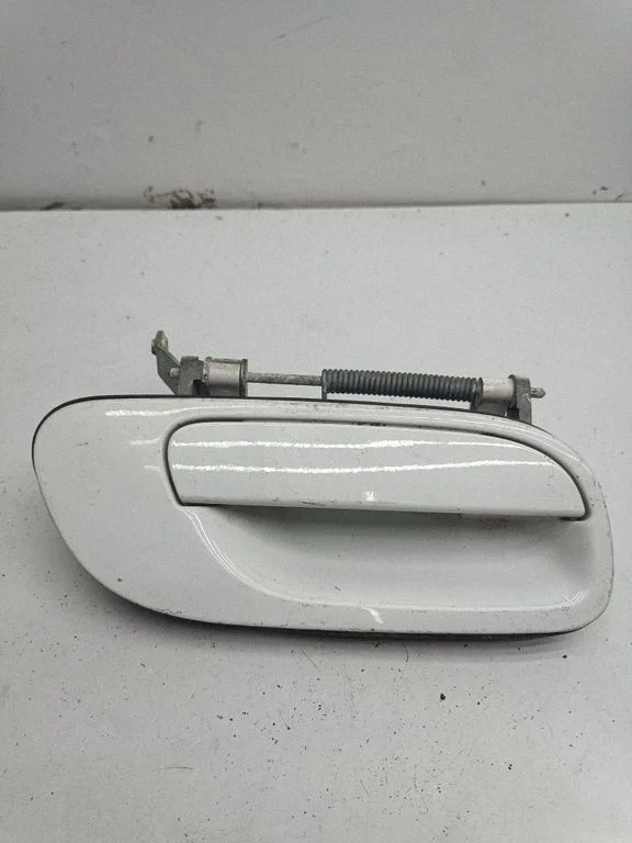 Rear door exterior handle – Volvo V70 (2005-2008)