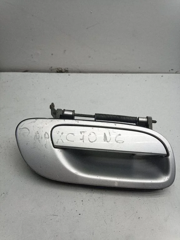 Rear door exterior handle – Volvo XC70 (2008-2013)