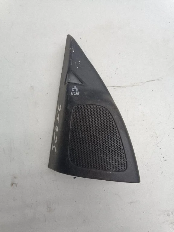 Kõrgsageduslik kõlar(id) esiustes – Volvo S60 (2001-2004)