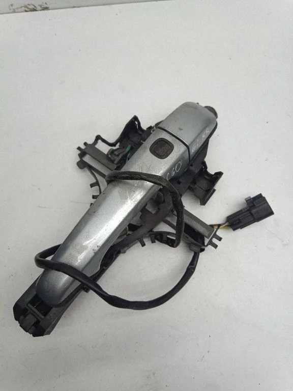 Rear door exterior handle – Volvo XC60 (2009-2013)