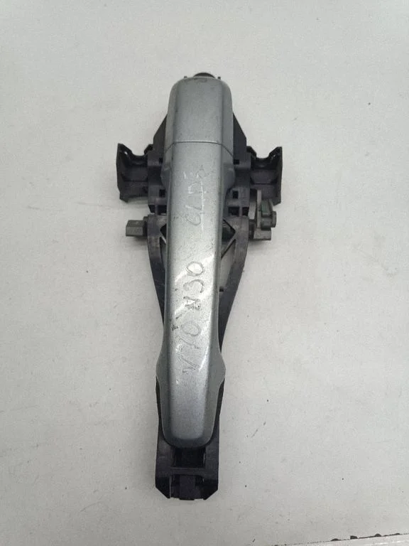 Rear door exterior handle – Volvo V70 (2005-2008)