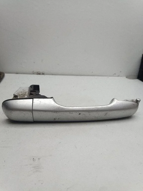 Rear door exterior handle – Volvo V70 (2000-2004)