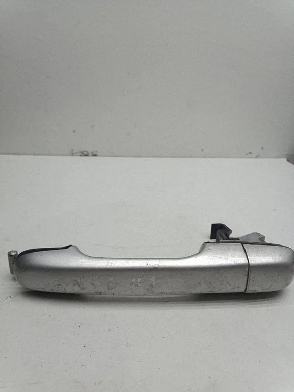 Rear door exterior handle – Volvo V70 (2005-2008)