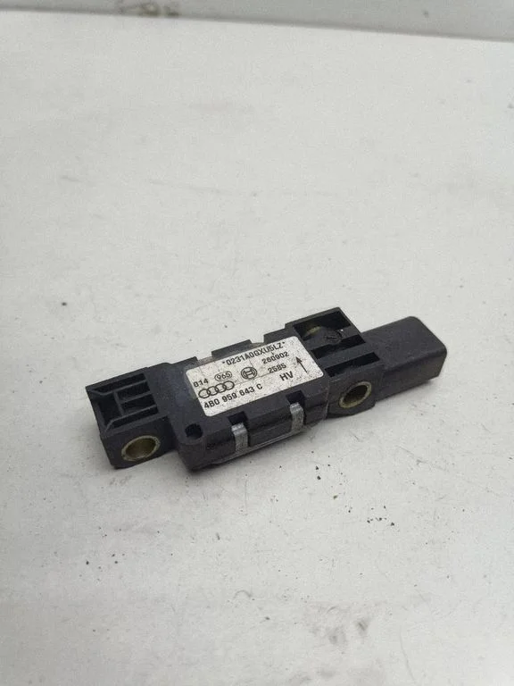 Airbag deployment crash/impact sensor 4B0959643C – Audi A6 S6 C6 4F (2004-2011)
