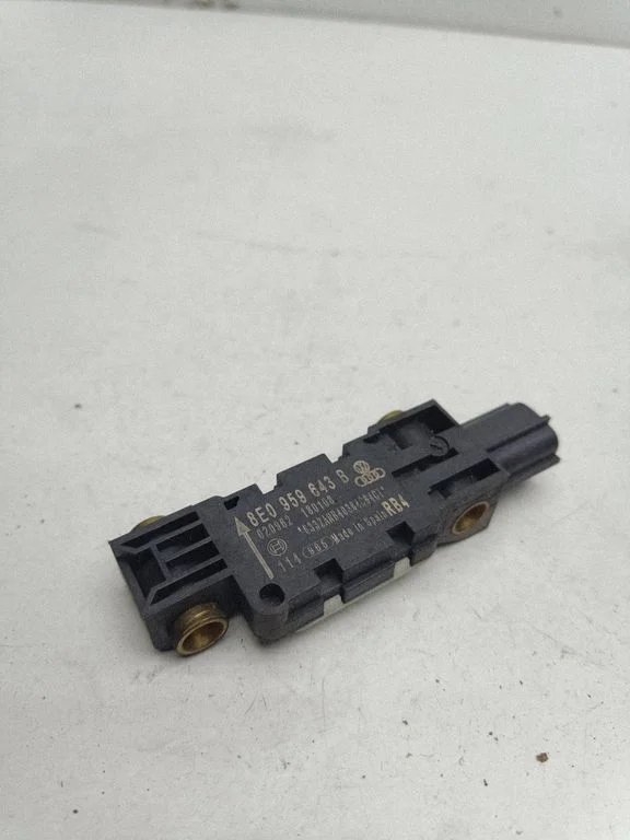 Airbag deployment crash/impact sensor 8E0959643B – Audi A4 S4 B8 8K (2008-2015)