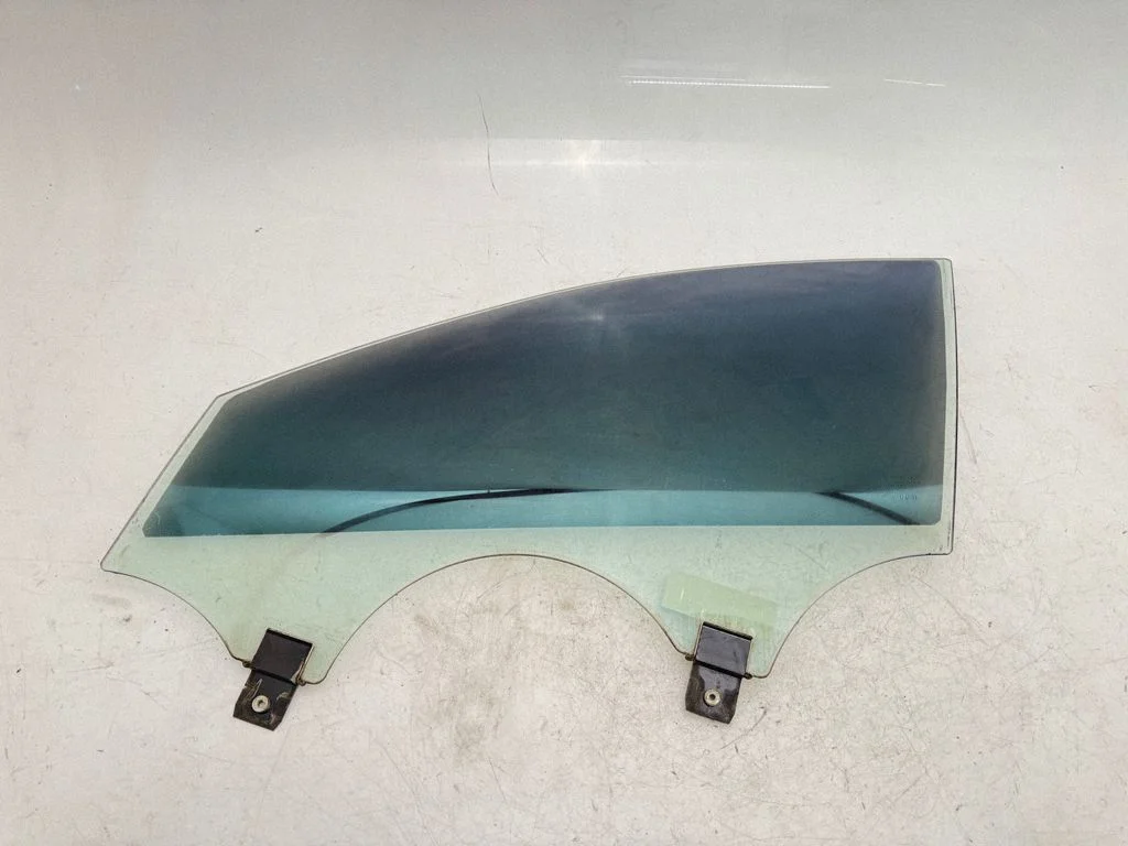 Front door window glass four-door – Mercedes-Benz S-Class W222 (2013-)