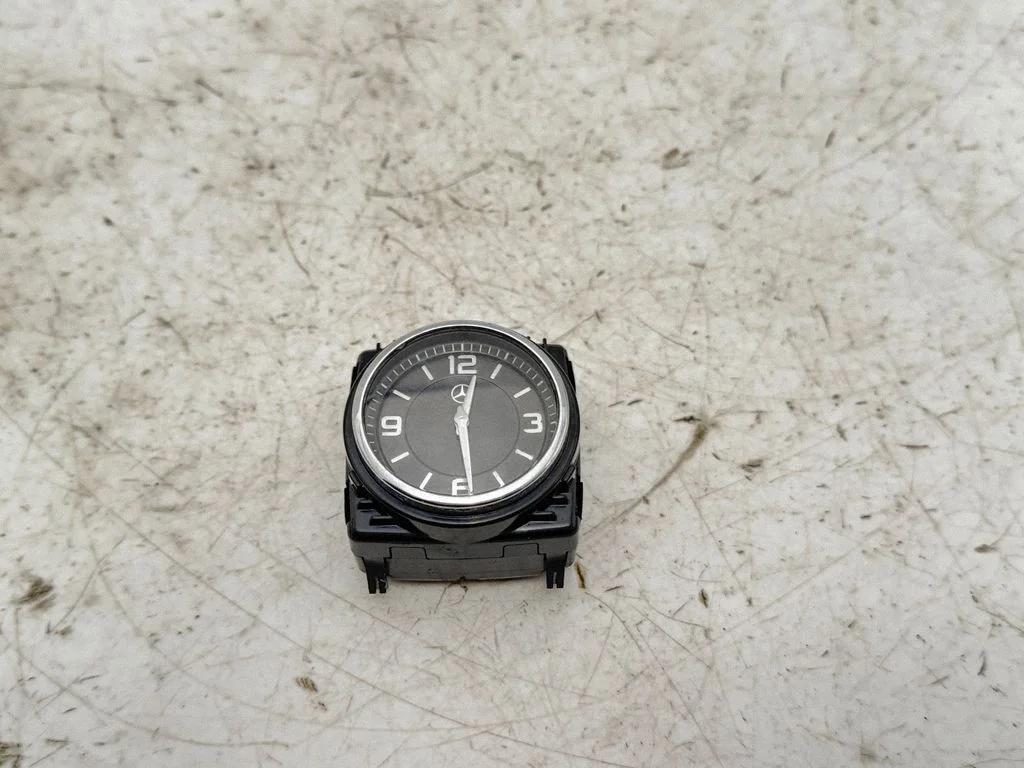 Clock – Mercedes-Benz S-Class W222 (2013-)