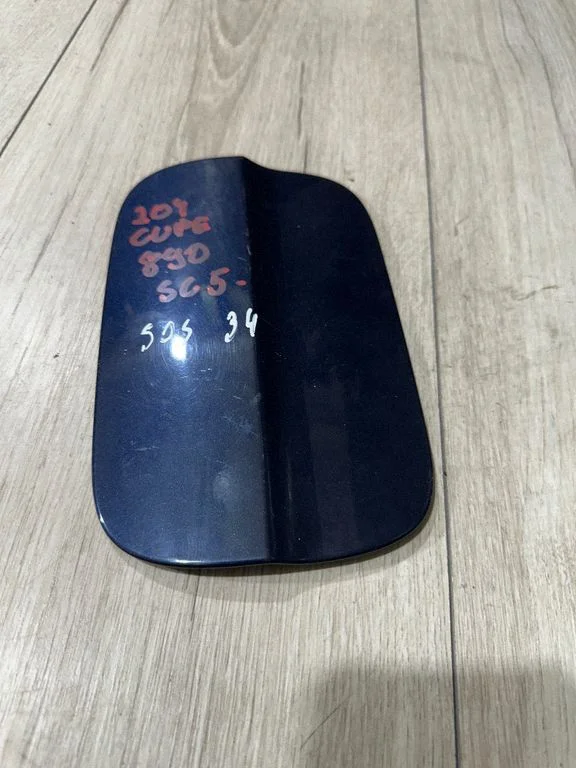 Fuel tank cap – Mercedes-Benz C-Class AMG W204 (2007-2014)