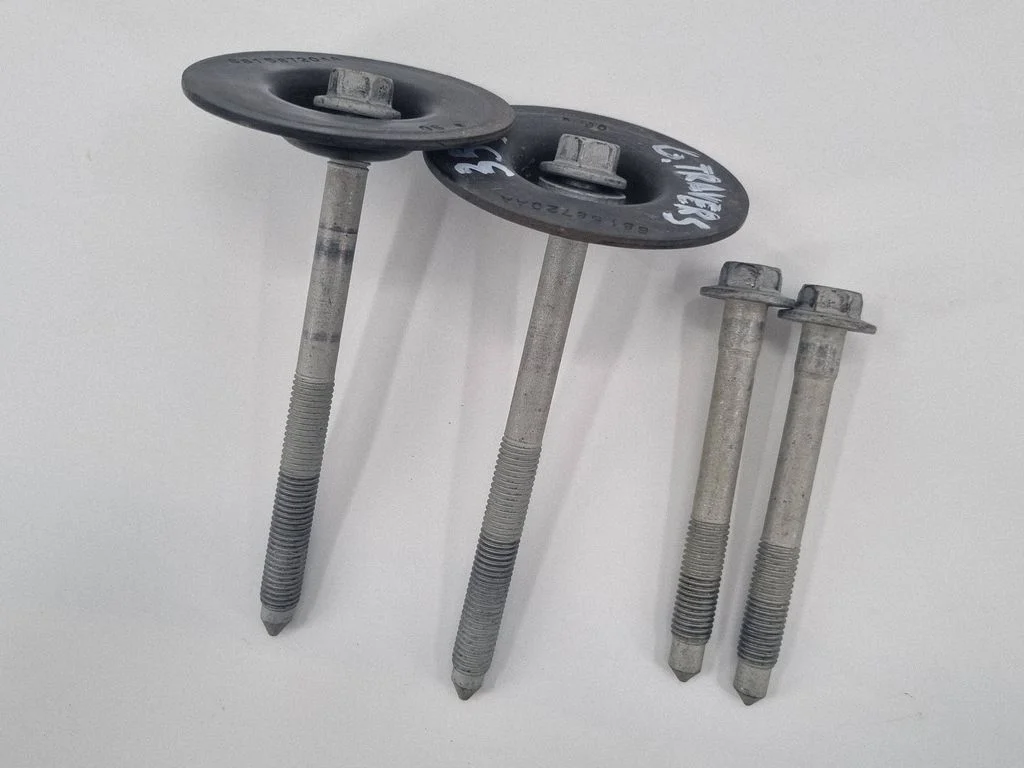 Nuts/bolts
