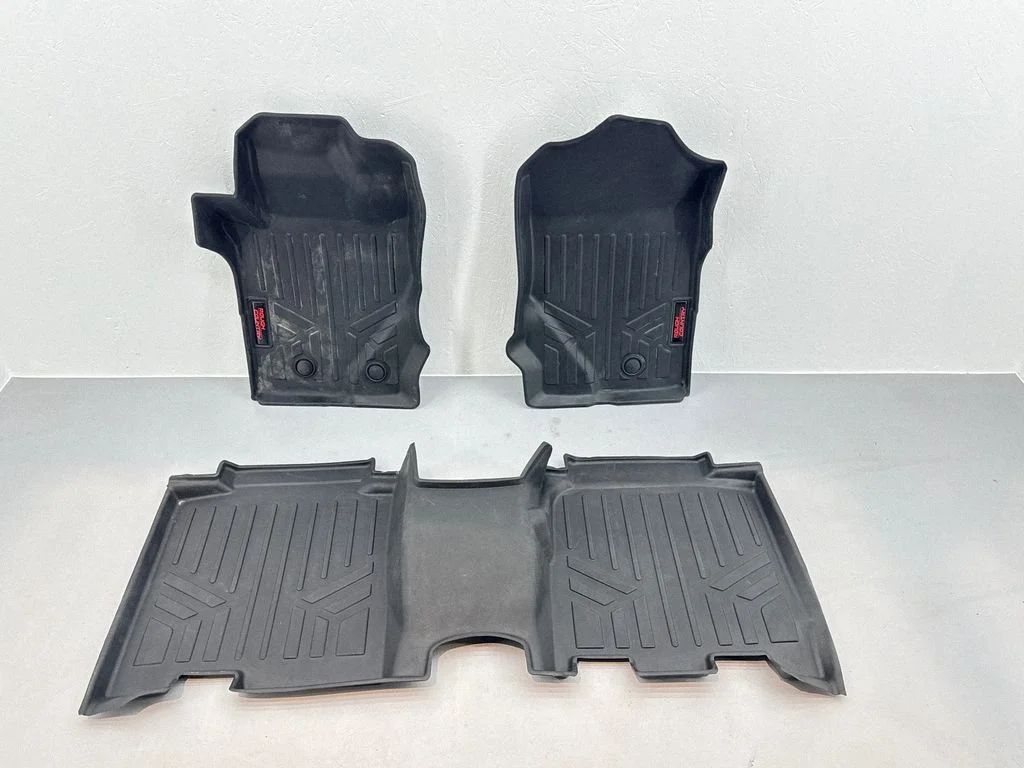 Car floor mat set
