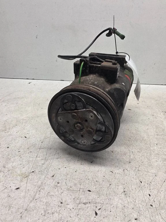 Kliimakompressor (pump) – Audi A4 S4 B5 8D (1994-1999)
