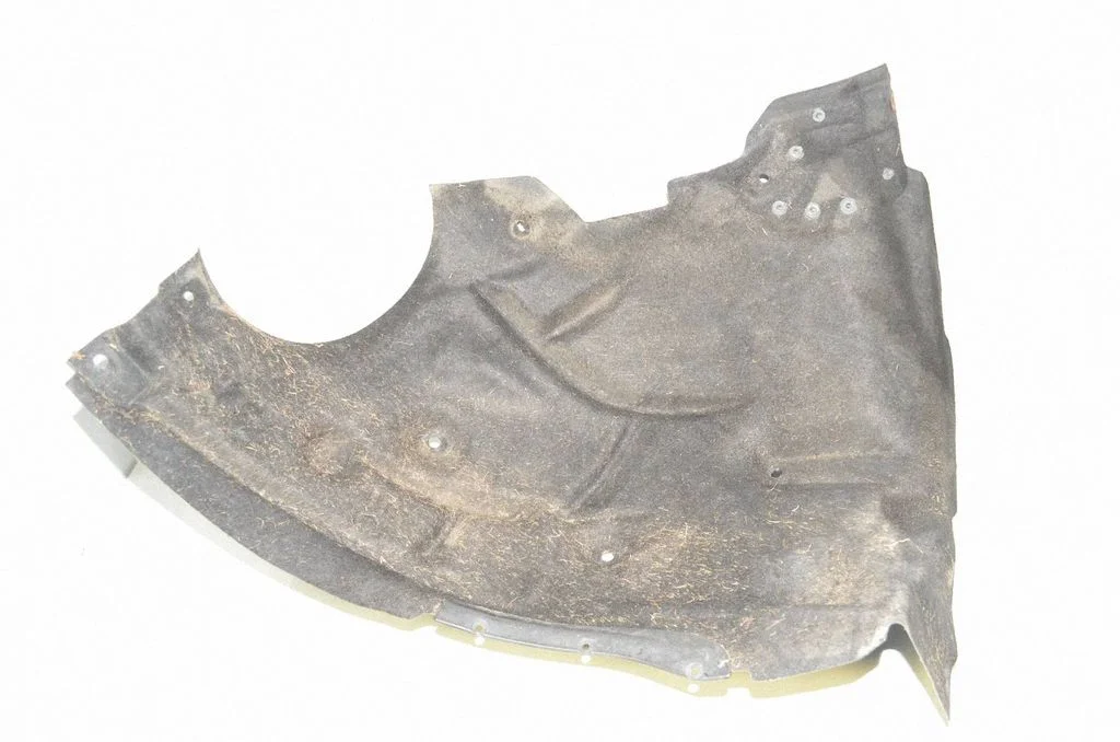 Esimene rattakoopa katteliist / porikaitse – BMW 2-seeria F22 F23 (2013-2017)