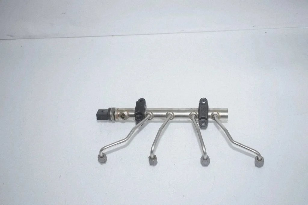 Fuel main line pipe – BMW 3 Series F30 F35 F31 (2012-2018)