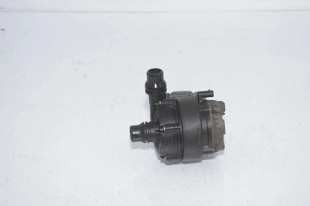 Elektriline lisatsirkulatsioonipump – BMW i3 (2013-)