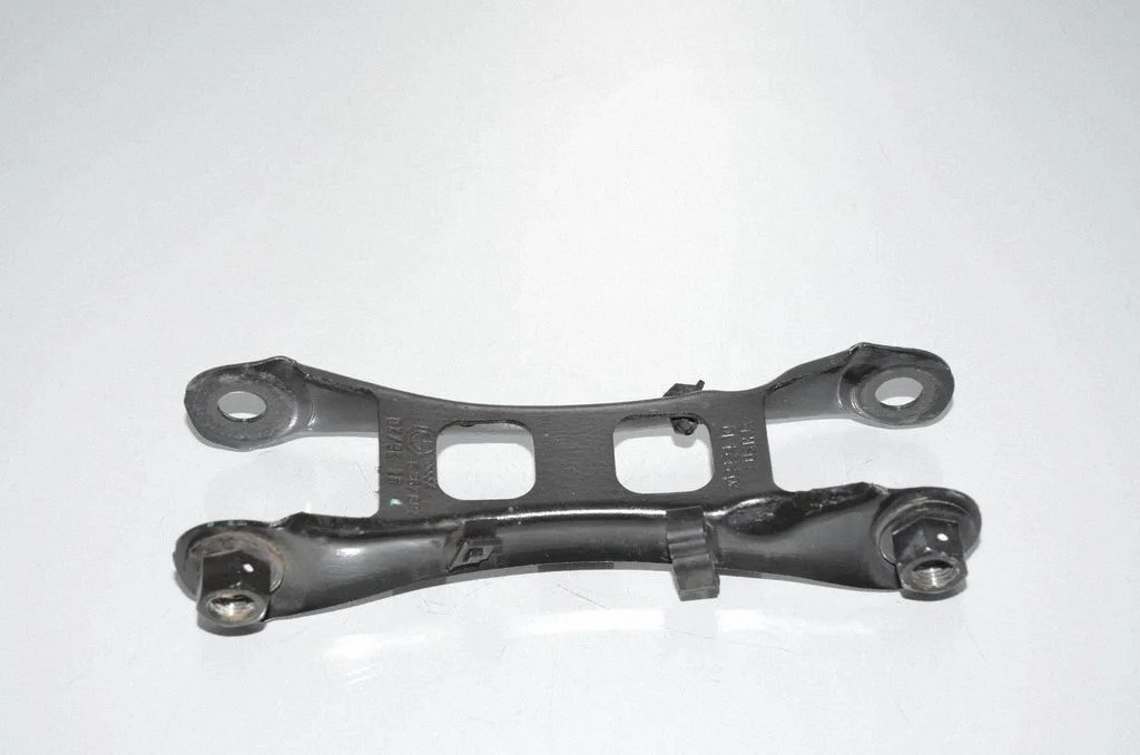 Rear control arm – BMW i3 (2013-)