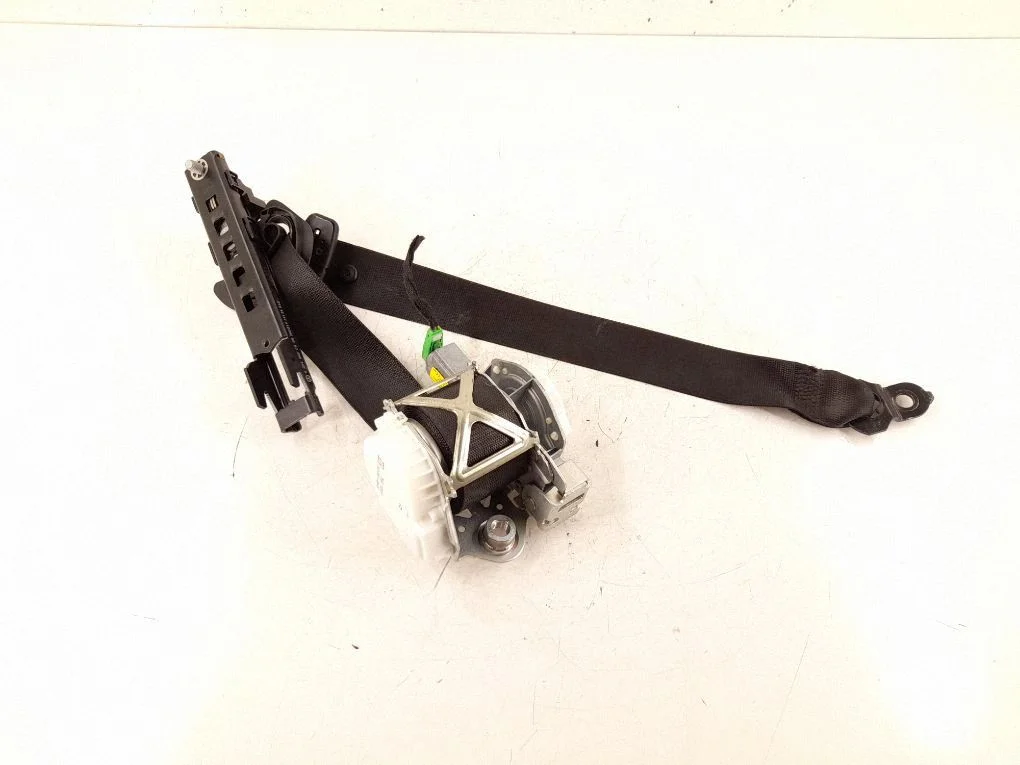 Front seatbelt – Mercedes-Benz GLK-Class (X204) (2008-2016)