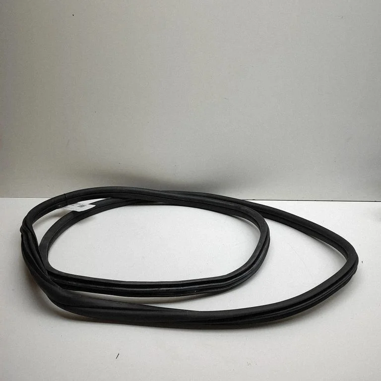 Rubber seal front door (on door) 7393423