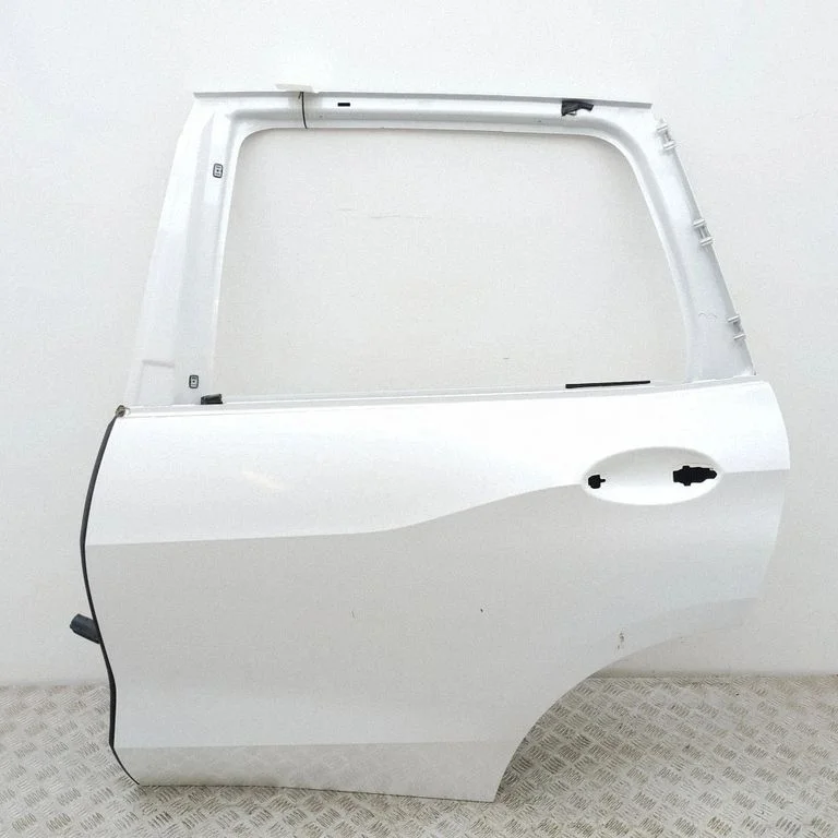 Aizmugurējās durvis – BMW X5M G05 F95 (2019-)