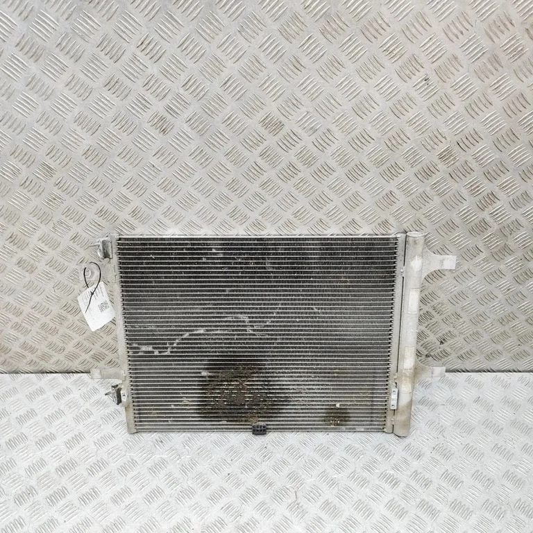 Gaisa kondicioniera dzesēšanas radiators (kondensators) 9830667780