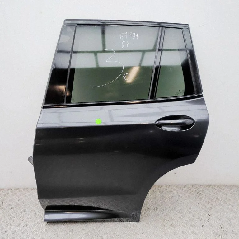Rear door 7465533
