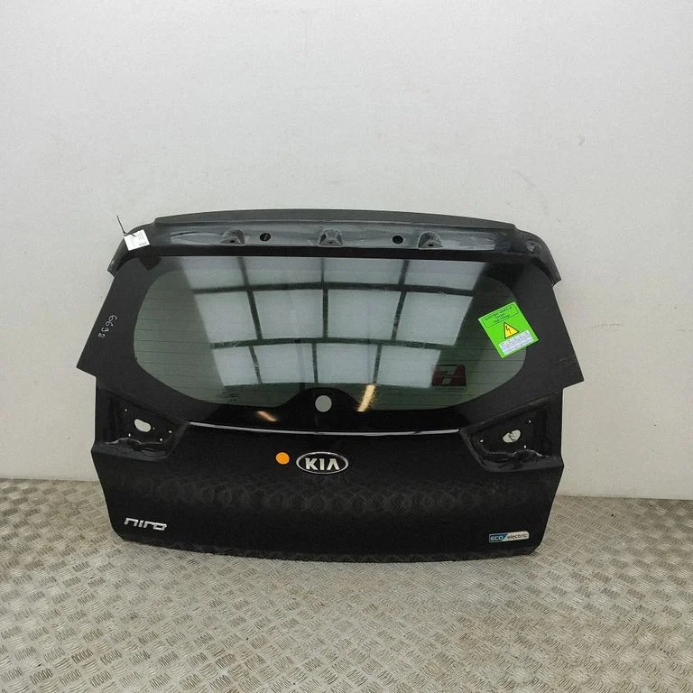 Aizmugurējais vāks (bagāžnieka) 73700G5001