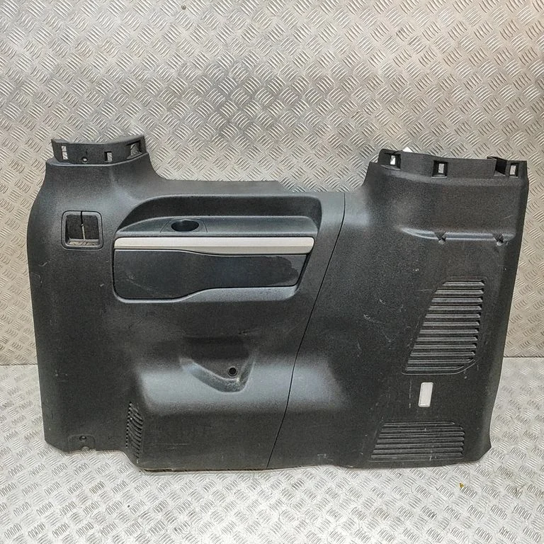 Pagasiruumi külje viimistluspaneel 98103854ZD