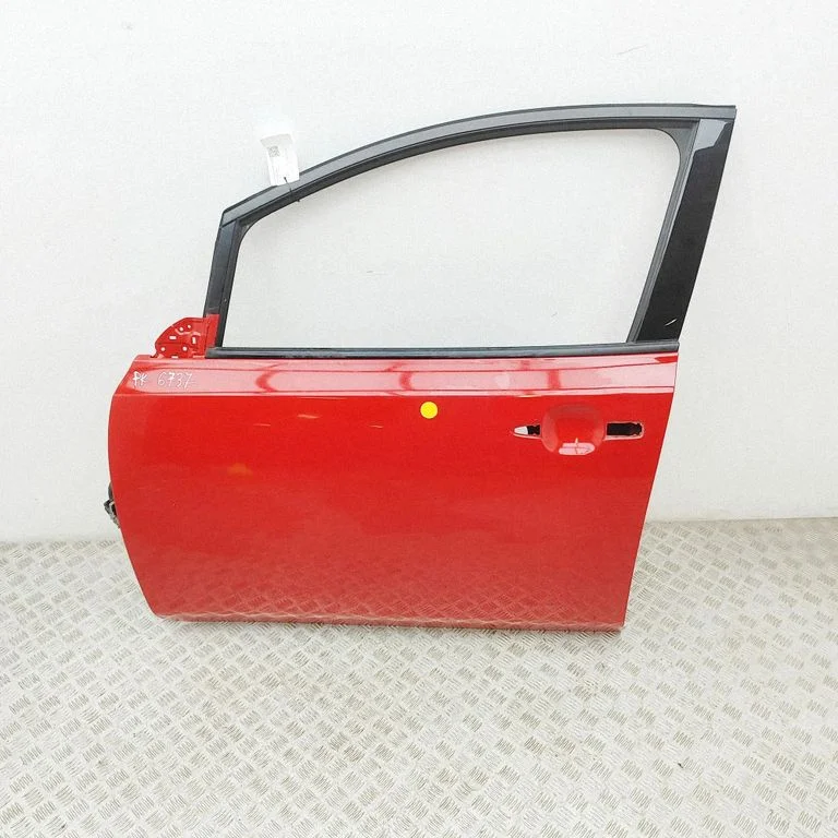 Priekšējās durvis H01015SEMA