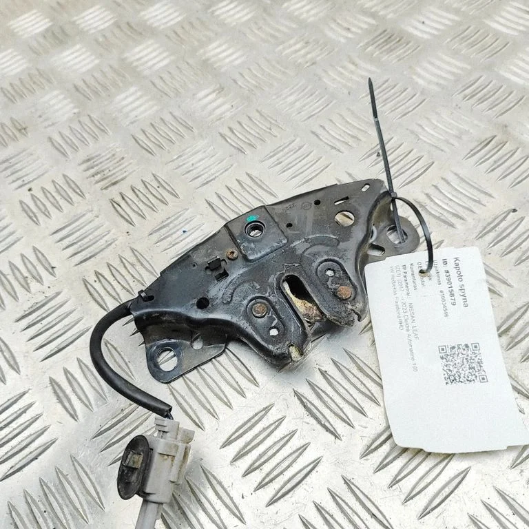 Motora pārsega slēdzene 656013NM0B